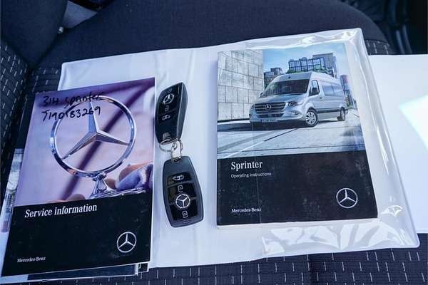2022 Mercedes-Benz Sprinter 314CDI VS30