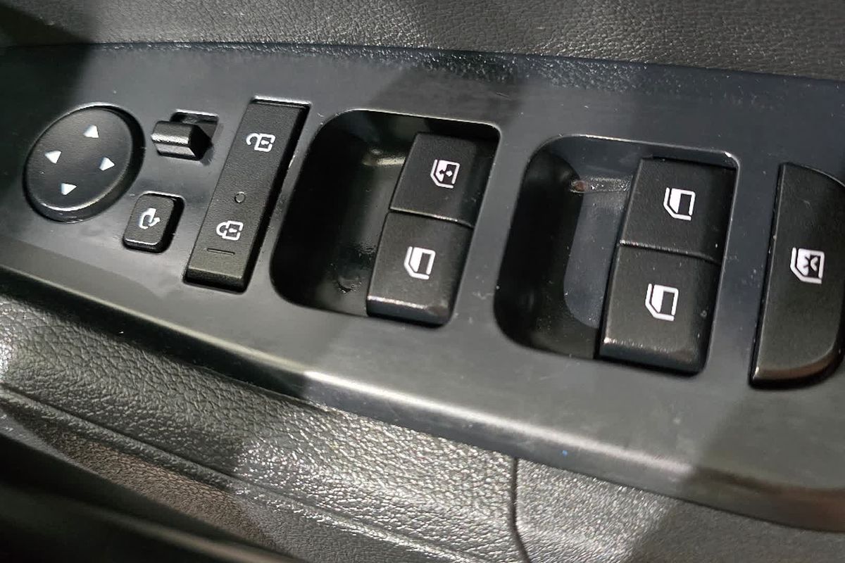 2022 Kia Sportage S NQ5