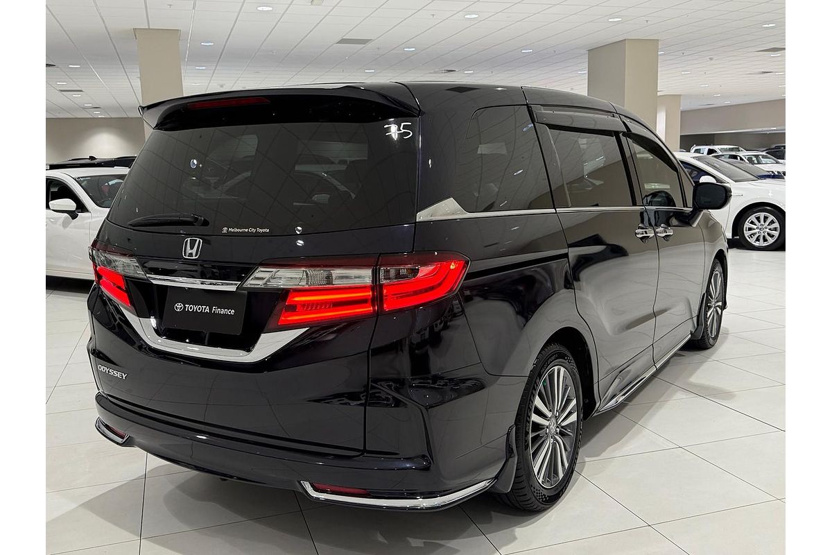 2018 Honda Odyssey VTi-L 5th Gen