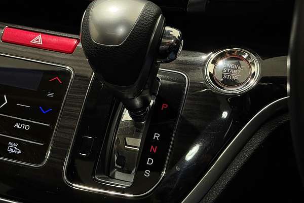 2018 Honda Odyssey VTi-L 5th Gen