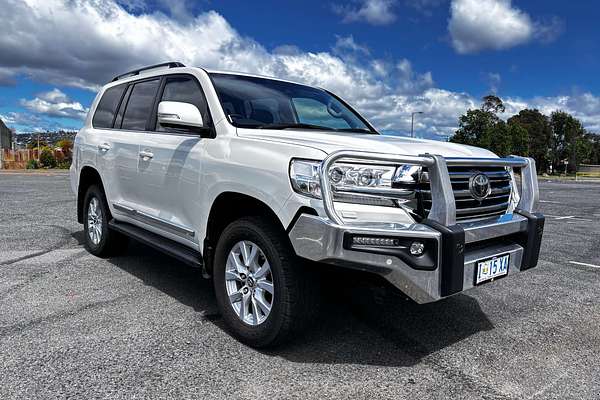 2017 Toyota Landcruiser Sahara VDJ200R