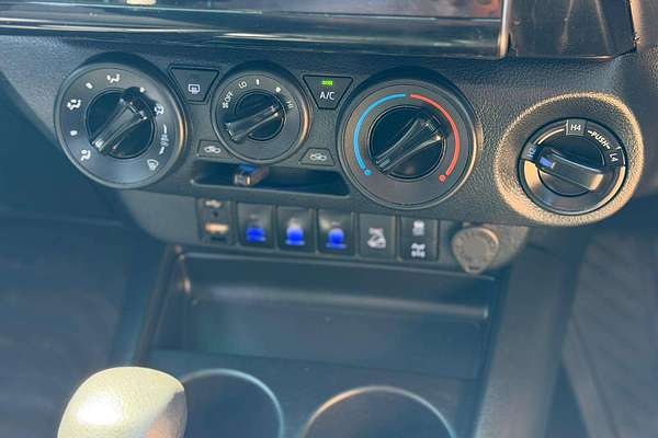 2021 Toyota Hilux SR GUN126R 4X4