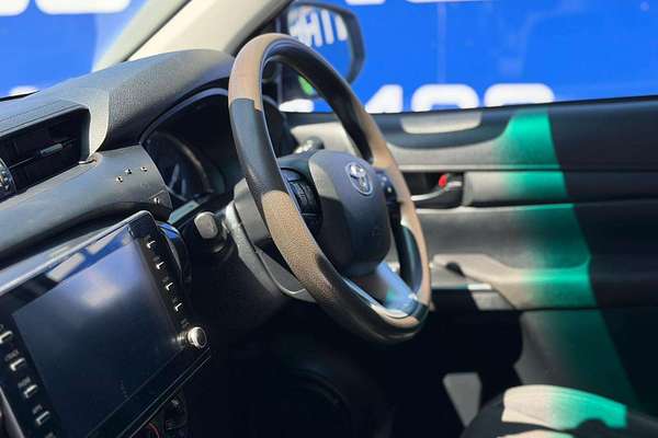 2021 Toyota Hilux SR GUN126R 4X4