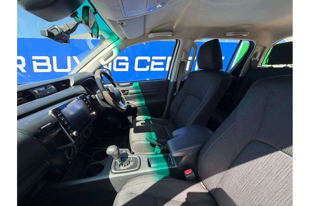 2021 Toyota Hilux SR GUN126R 4X4