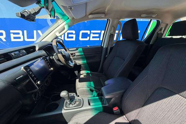 2021 Toyota Hilux SR GUN126R 4X4