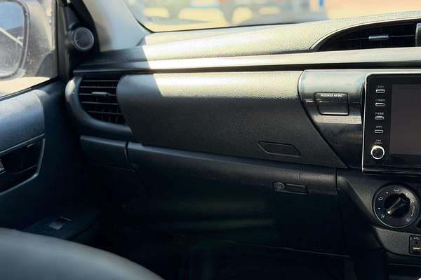 2021 Toyota Hilux SR GUN126R 4X4