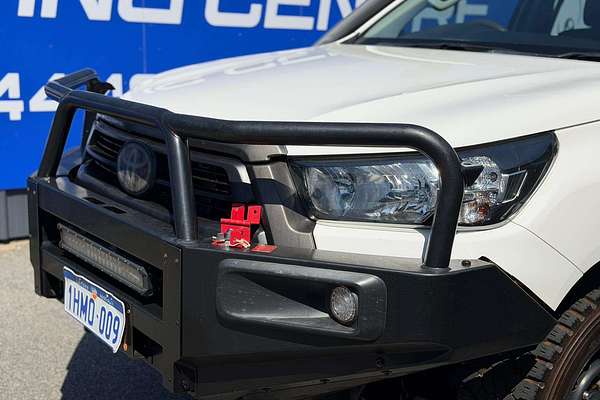 2021 Toyota Hilux SR GUN126R 4X4