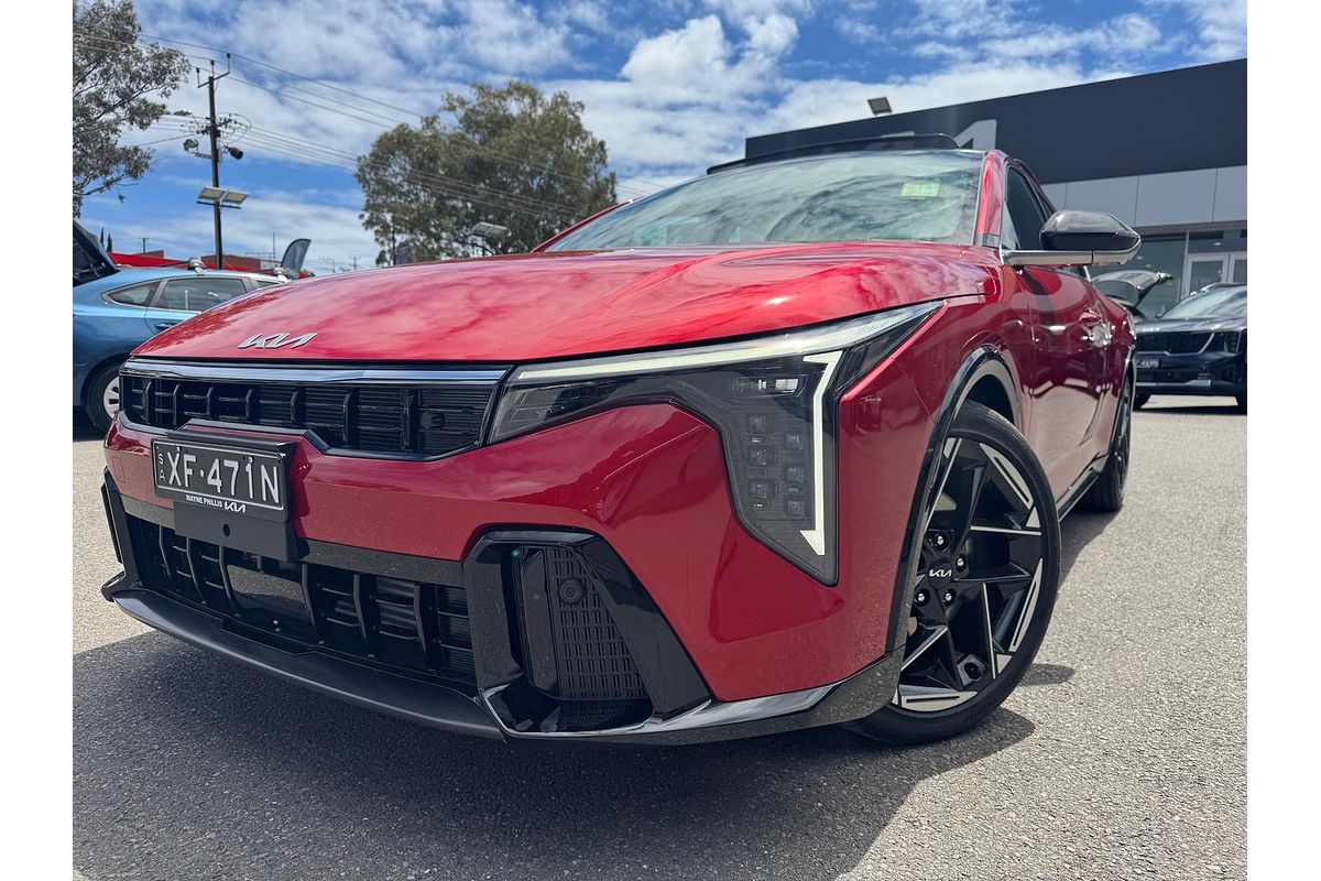 2025 Kia K4 GT-Line CL4m