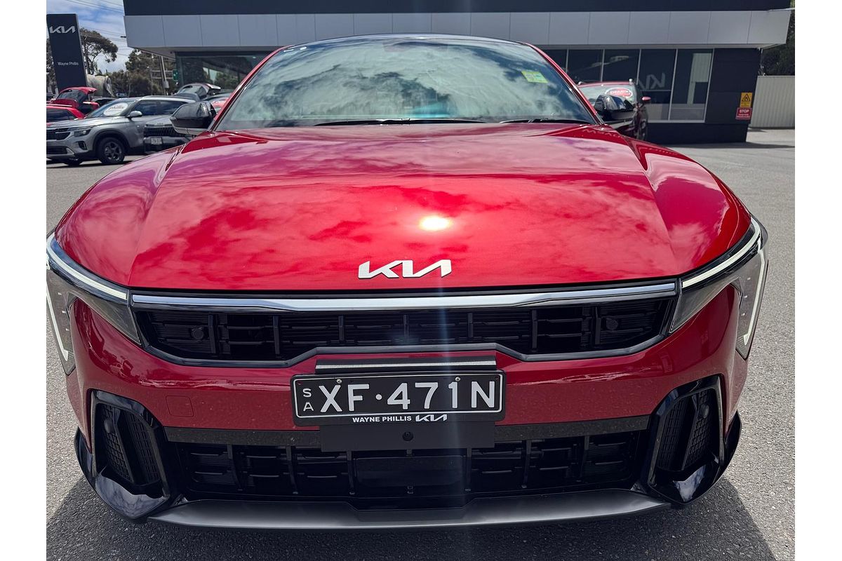 2025 Kia K4 GT-Line CL4m