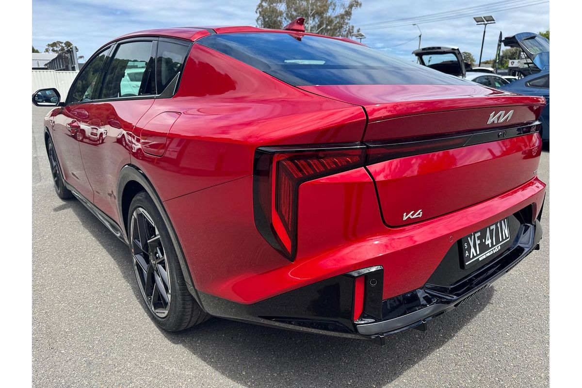 2025 Kia K4 GT-Line CL4m