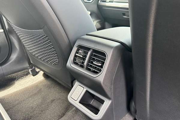 2025 Kia K4 GT-Line CL4m