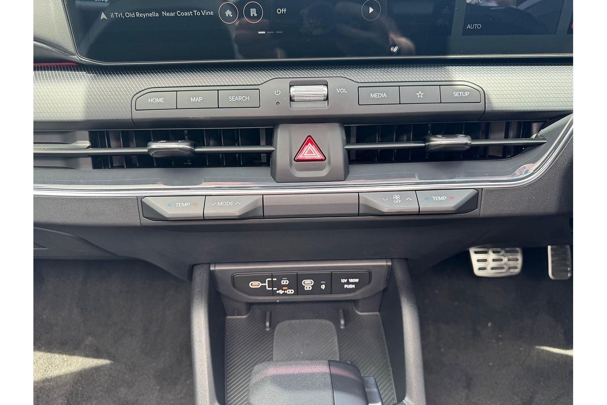 2025 Kia K4 GT-Line CL4m