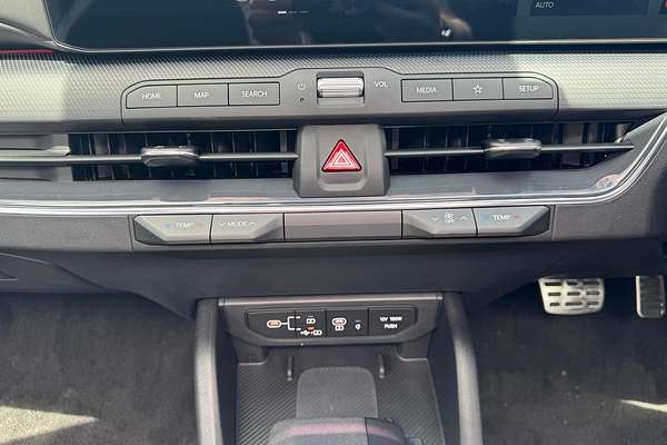 2025 Kia K4 GT-Line CL4m