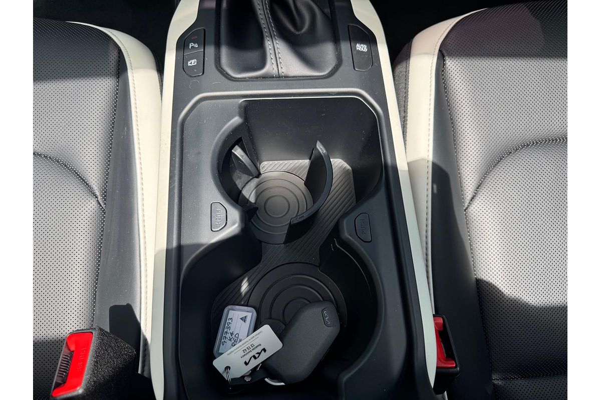 2025 Kia K4 GT-Line CL4m