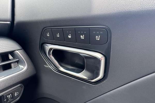 2025 Kia K4 GT-Line CL4m