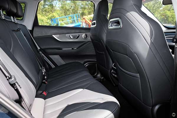 2025 Chery Tiggo 7 Super Hybrid Urban T32