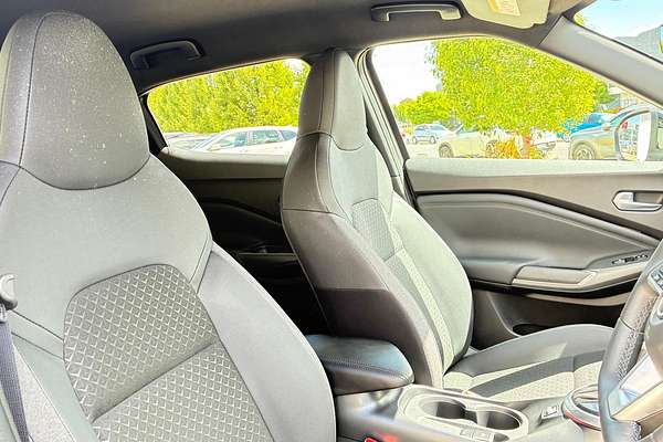 2024 Nissan JUKE ST F16