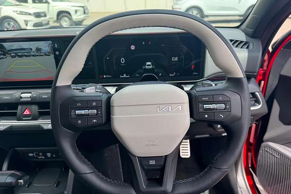 2025 Kia K4 GT-Line CL4m