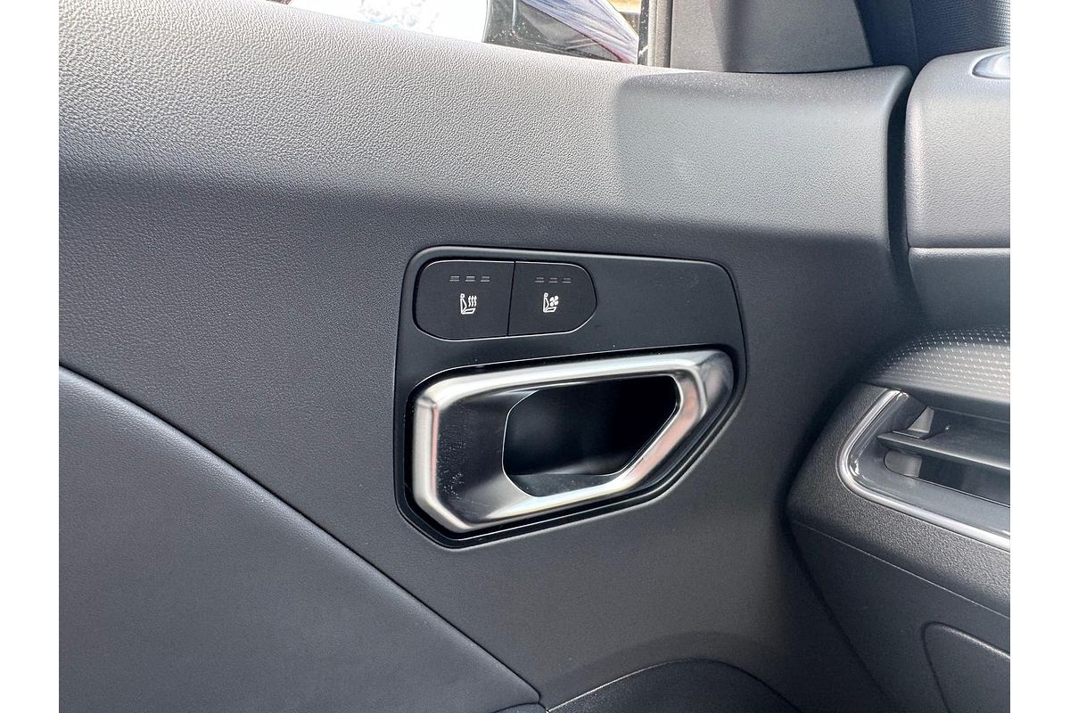 2025 Kia K4 GT-Line CL4m