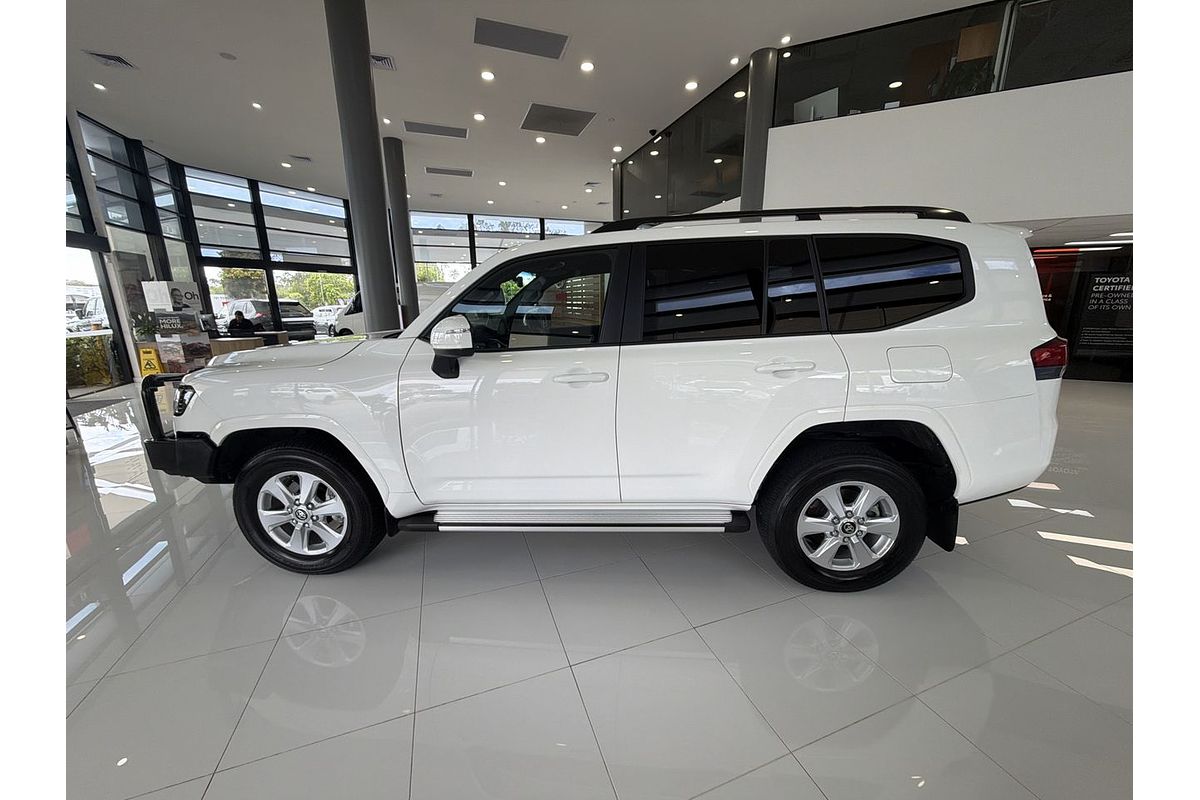 2023 Toyota Landcruiser GXL FJA300R