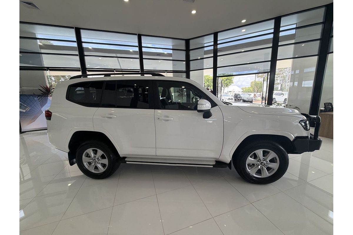 2023 Toyota Landcruiser GXL FJA300R