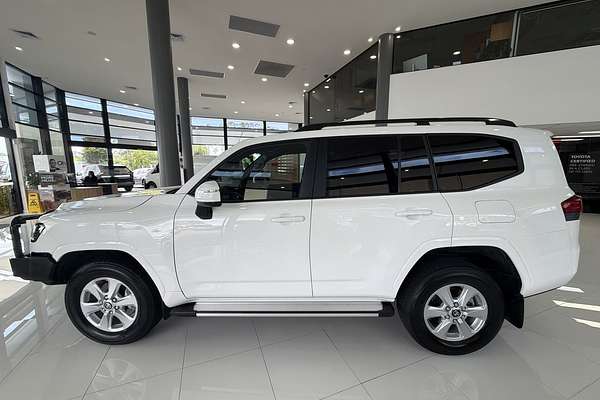 2023 Toyota Landcruiser GXL FJA300R