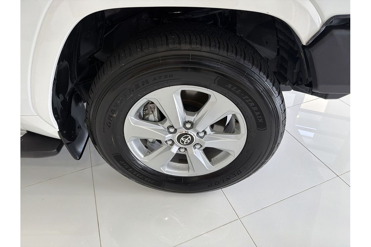 2023 Toyota Landcruiser GXL FJA300R