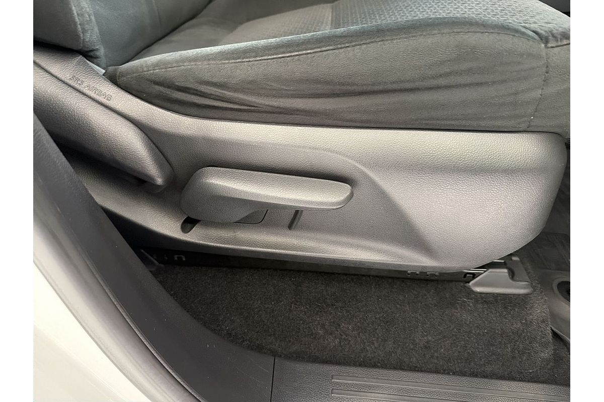 2023 Toyota Landcruiser GXL FJA300R