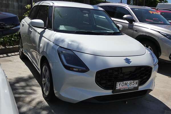 2024 Suzuki Swift Hybrid UZ