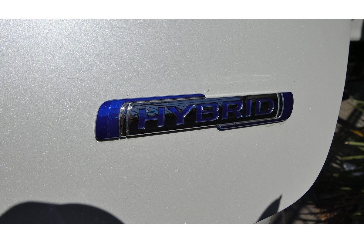 2024 Suzuki Swift Hybrid UZ