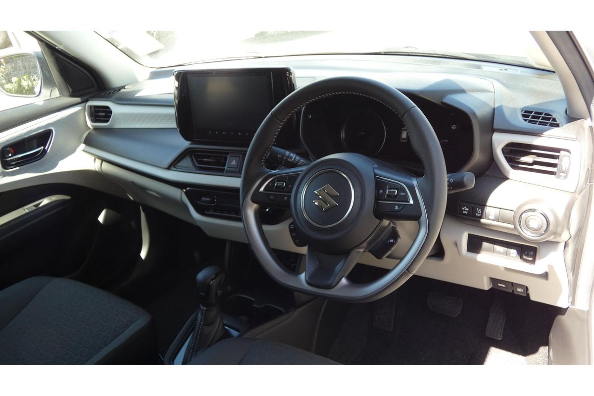 2024 Suzuki Swift Hybrid UZ