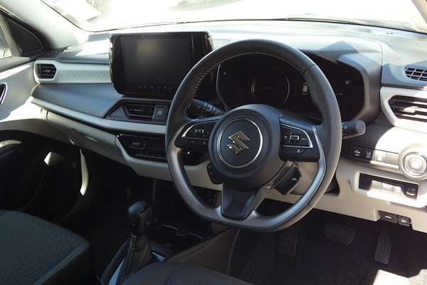 2024 Suzuki Swift Hybrid UZ