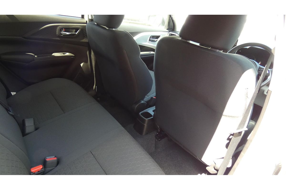 2024 Suzuki Swift Hybrid UZ