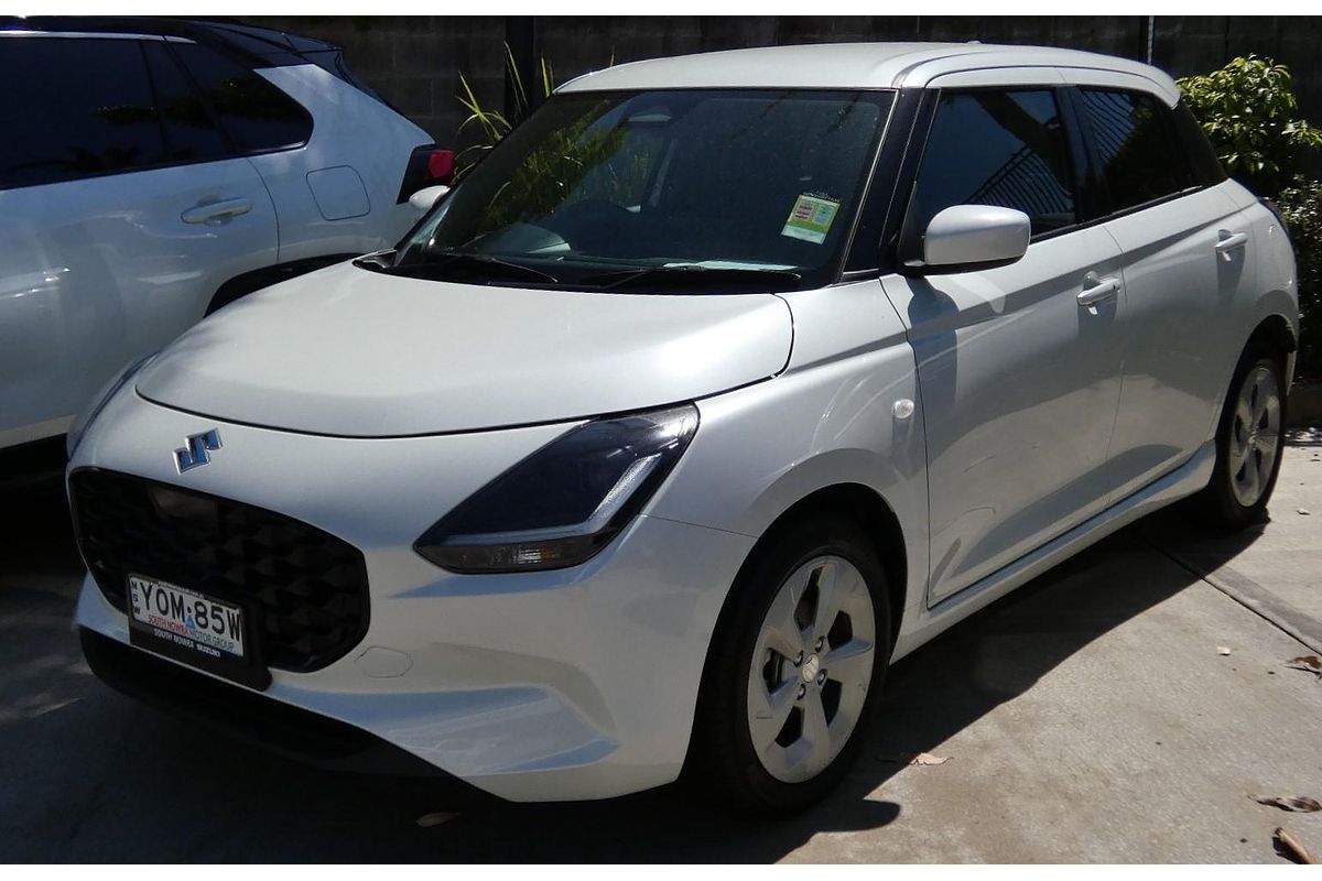 2024 Suzuki Swift Hybrid UZ