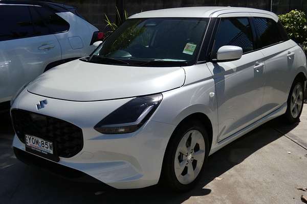 2024 Suzuki Swift Hybrid UZ