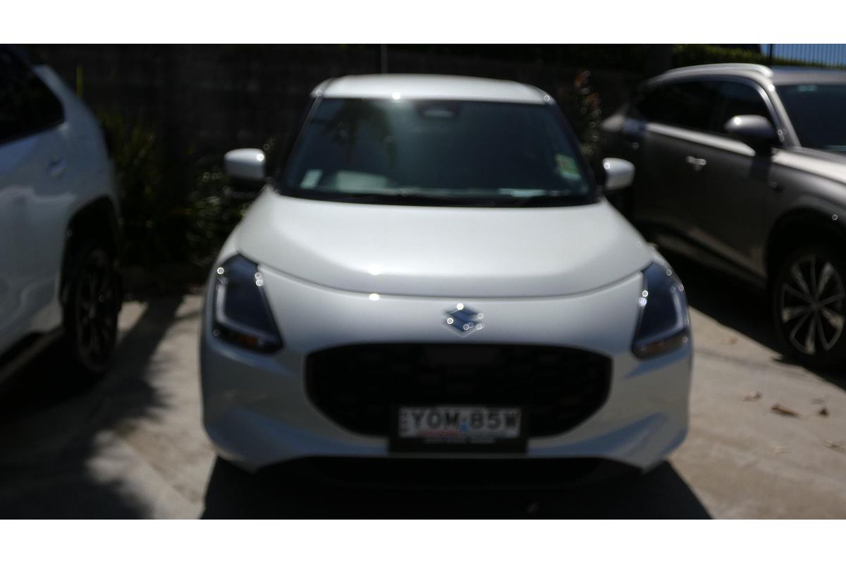 2024 Suzuki Swift Hybrid UZ