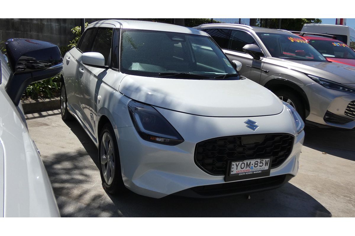 2024 Suzuki Swift Hybrid UZ