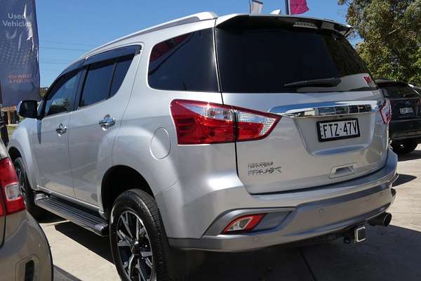 2021 Isuzu MU-X LS-T