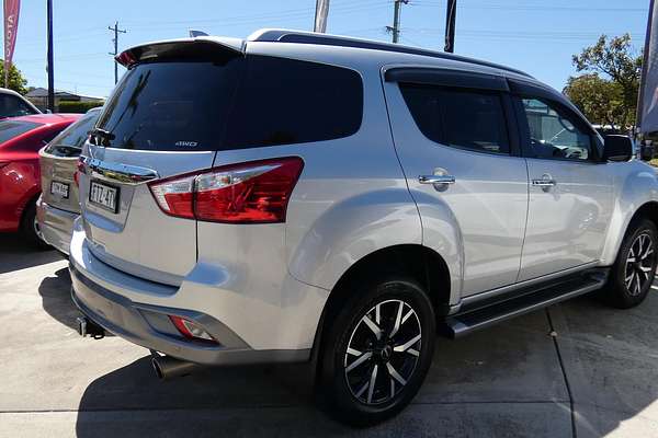 2021 Isuzu MU-X LS-T