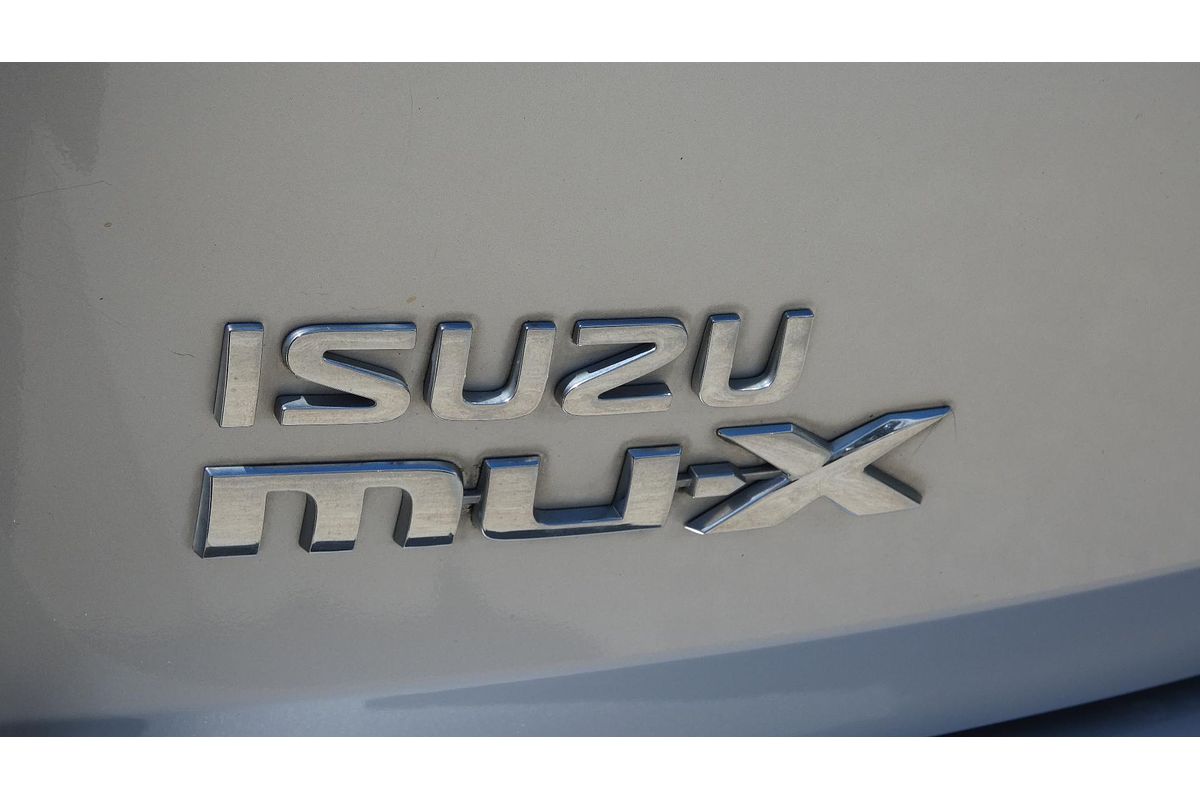 2021 Isuzu MU-X LS-T