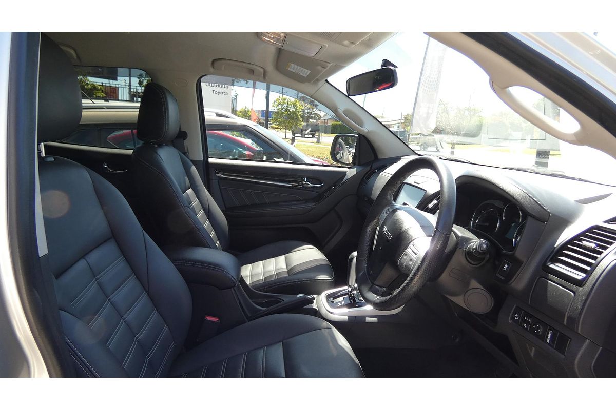 2021 Isuzu MU-X LS-T