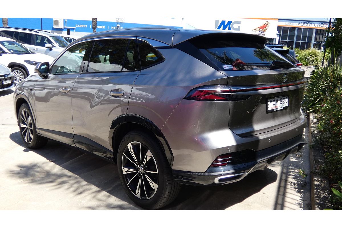 2025 MG HS Essence AS33