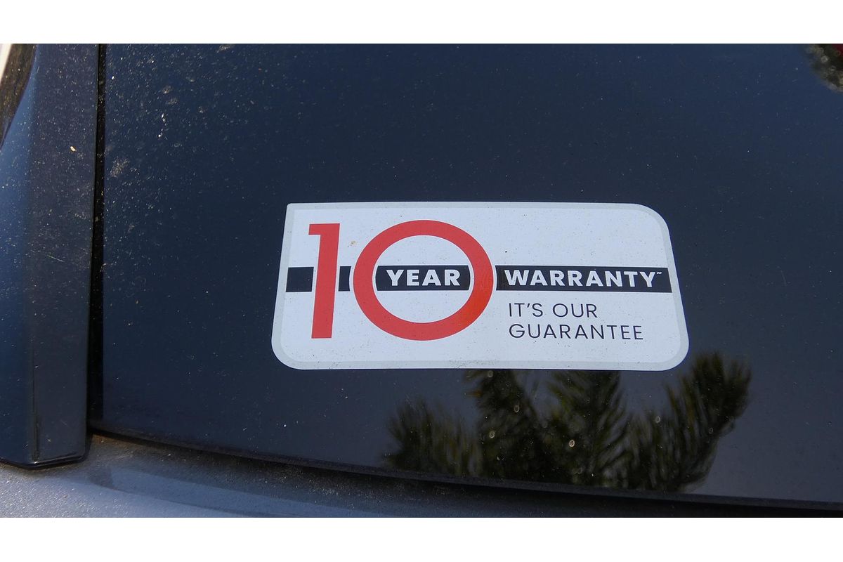 2025 MG HS Essence AS33