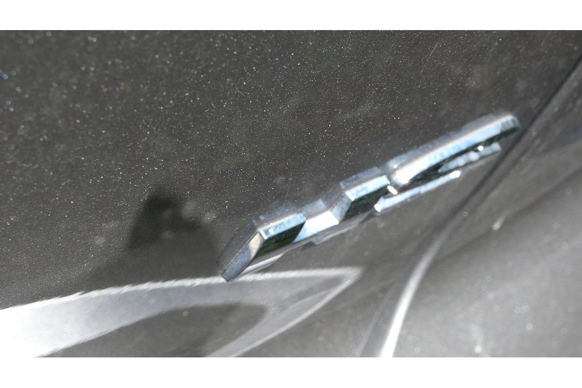 2025 MG HS Essence AS33