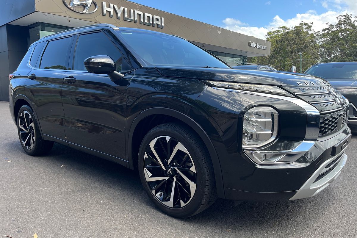 2021 Mitsubishi Outlander Exceed ZM