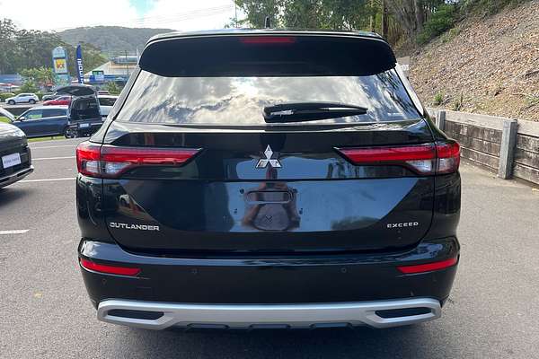 2021 Mitsubishi Outlander Exceed ZM