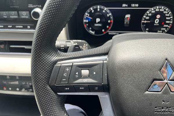 2021 Mitsubishi Outlander Exceed ZM