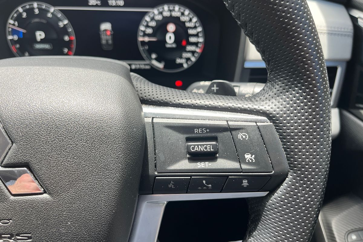 2021 Mitsubishi Outlander Exceed ZM