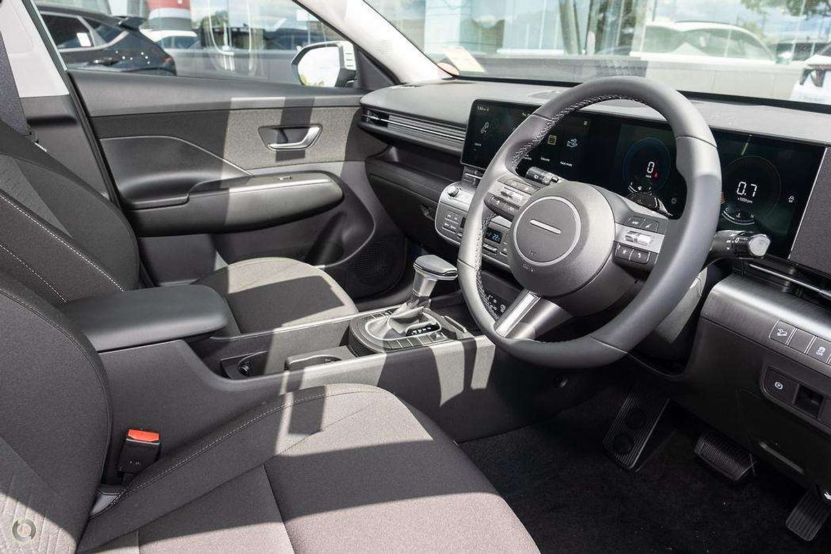 2025 Hyundai Kona  SX2.V3