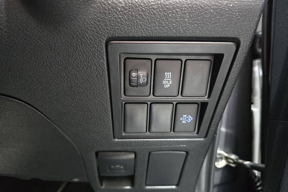 2024 Toyota Hilux SR 48V GUN126R 4X4